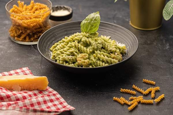 Fusilli Pesto Gambas